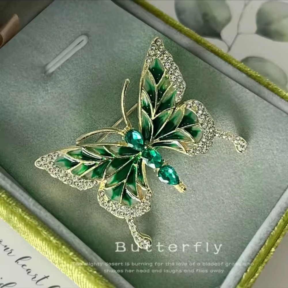 Brooch Green Crystal Butterfly Brooch | Elegant Lapel Pin Jewelry - Picture 9 of 12